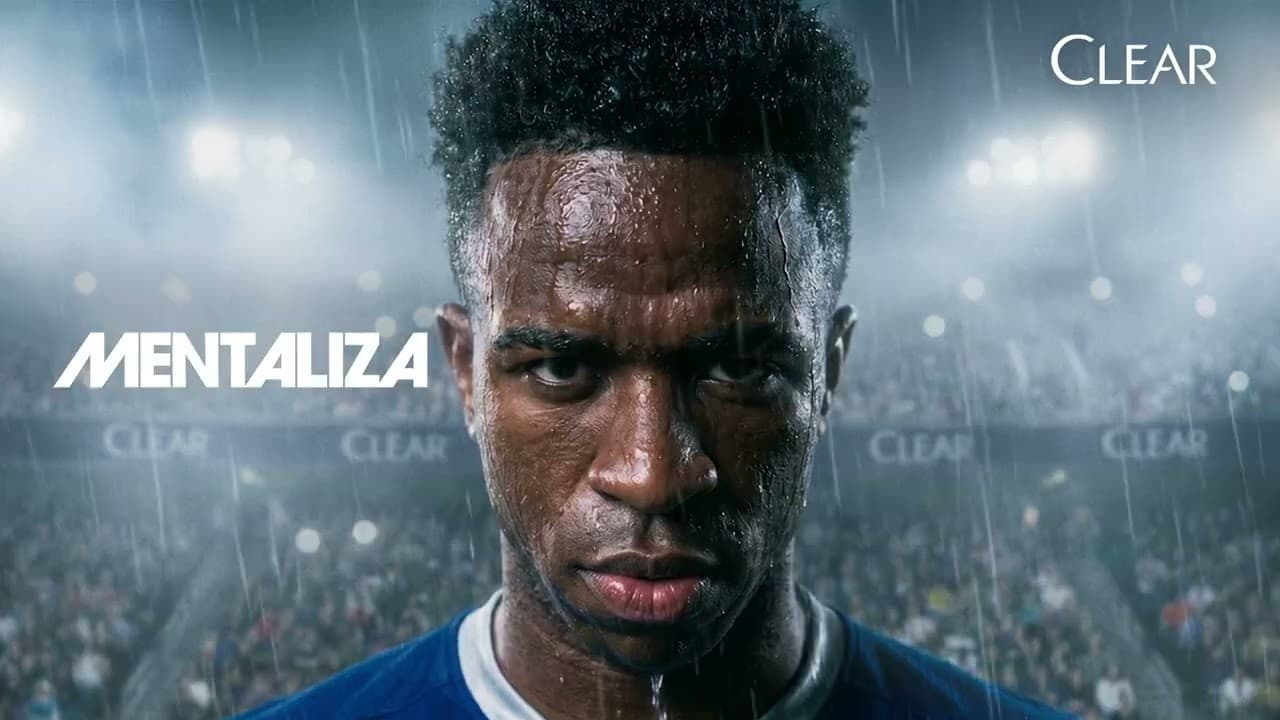 Frame do filme Clear Men com Vini Jr.